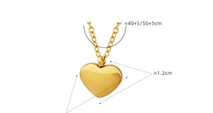 Golden heart necklace detail with 1.2cm pendant size and adjustable chain length info