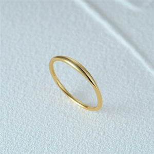 Macro detail of the S925 hallmark on the inner band of the minimalist 18K gold plated ring