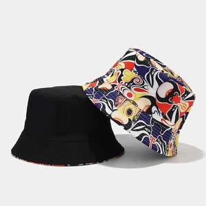 Cappello da pescatore reversibile nero con stampa di maschere colorate per protezione solare