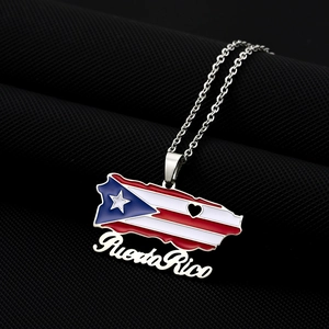 Collier vintage en acier inoxydable avec pendentif carte Porto Rico et émail
