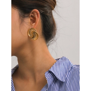 18k gold-plated stainless steel teardrop spiral earrings with a vintage textured finish