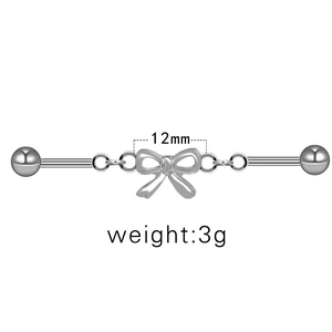 Piercing industriel argenté avec pendentif nœud, longueur de 12mm et poids de 3g
