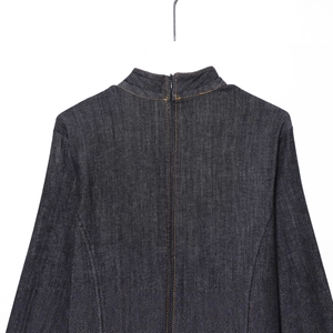 Mini robe en jean bleu foncé pour femme avec col montant et zip dans le dos