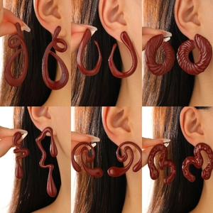 Vintage Burgundy Red Geometric Stud Earrings For Women High Grade Metal Enamel Heart Bow Knot Drop Earrings Jewelry Gift