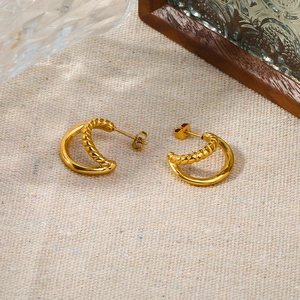 18k gold plated stainless steel C-shaped earrings with double-layered twist design