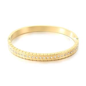 18K gold-plated stainless steel bangle with heart relief and sparkling zircon stones