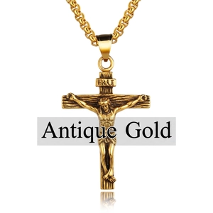 Antikgoldene Kreuz-Halskette mit einer Rundkette und Reliefgravur von Jesus Christus