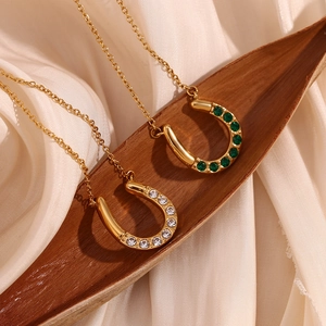 18K gold plated stainless steel horseshoe pendant necklaces with green and clear crystals