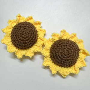 Handmade crochet sunflower bouquet set with vibrant yellow petals and brown centers