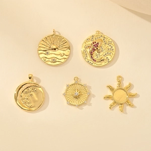 Vergoldete geometrische Anhänger mit Zirkonia für DIY-Schmuck und Halsketten