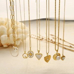 Stainless Steel Heart Necklace 18K Gold Plated Mother Of Artificial Pearl Shell Artificial Baroque Pearl Starburst Pendant Chain For Women