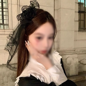 Elegant black lace bow hair clip with mesh veil for Halloween cosplay accessories