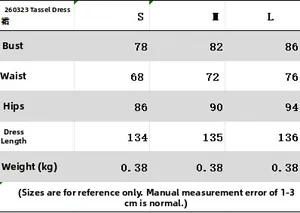 Tableau des tailles pour la robe longue à licou et franges avec mesures en cm