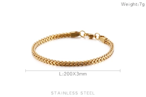 Detail of a 200x3mm golden stainless steel franco chain bracelet weighing 7g