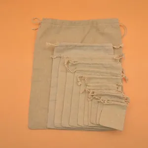 Sachets cadeaux en lin de tailles variées avec cordon de serrage pour rangement de bijoux
