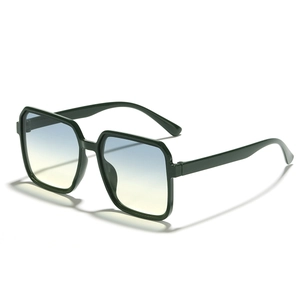 Vintage Oversize Eckige Sonnenbrille mit dunkelgrünem Rahmen und blau-gelbem Verlauf