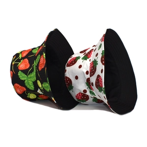 Chapeau bob réversible avec imprimés pastèque et fraise pour homme et femme