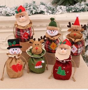 Détails de sacs cadeaux de Noël en toile de jute avec motifs 3D Père Noël et bonhomme de neige