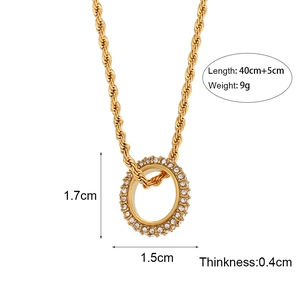Fashionable gold oval ring pendant necklace with zircon and twisted chain detail
