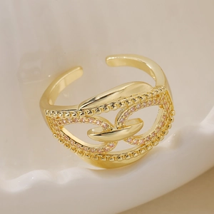 Irregular geometric open ring with double-layer hollow design in 18K gold finish