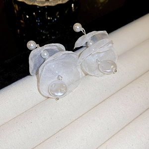 Flower Artificial Pearl Drop Earrings With Lace Organza Petals And 925 Sterling Silver Earring Post Elegant Sweet Jewelry For Women