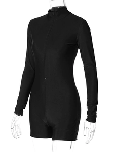 Eng anliegender schwarzer Langarm-Body mit Front-Reißverschluss und Stehkragen-Detail