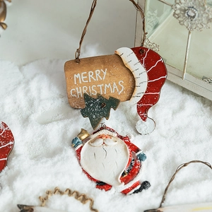 Retro resin Santa Claus and Merry Christmas wooden sign hanging ornaments for tree