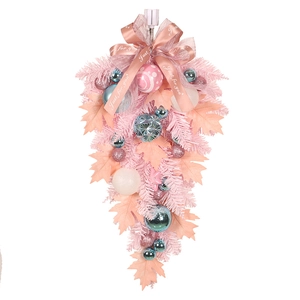 Albero di Natale appeso rosa con palline blu e fiocco per decorazione murale festiva