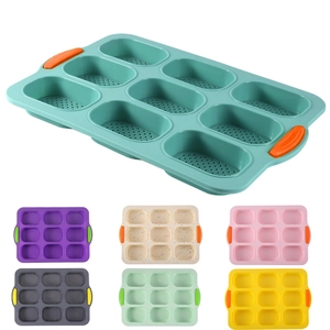Detailed overview of silicone rectangular brownie molds with various color options