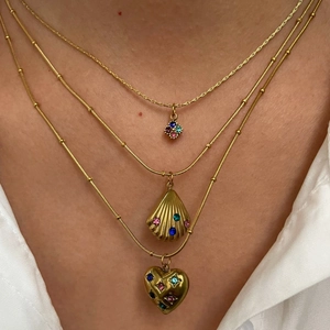 Three-layer gold stainless steel necklace with seashell and heart colorful pendants