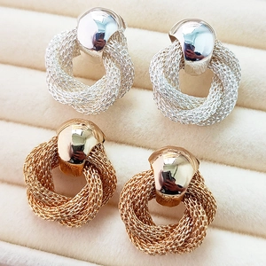 Vintage Camellia Style Stud Earrings Alloy 18K Gold Plated Retro Woven Mesh Texture Round Hoop Fashion For Women