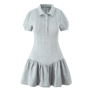 Abito Corto In Maglia Da Donna Maniche Corte A Sbuffo Colletto Polo Bottone Slim Fit Orlo A Balze Elegante