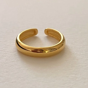 Minimalistischer S925 Sterlingsilber Ring verstellbar mit glänzender Oberfläche
