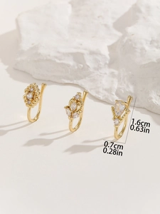 Detail showing dimensions of vintage gold nose clips with sparkling zircon inlays