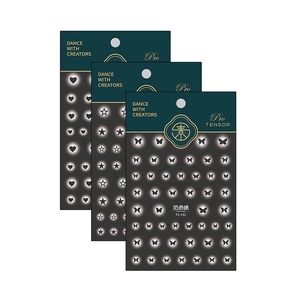 Autocollants nail art 3D adhésifs avec motifs noirs de cœurs étoiles et papillons