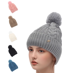 Bonnet Beanie Torsadé Pour Femmes Avec Pompon En Fausse Fourrure Doublé Polaire Chaud Hiver Acrylique Décor Feuille Métallique