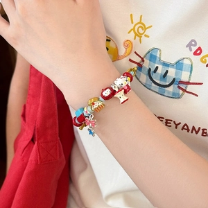 Bracelet tressé avec breloques de chat mignon, pomme et nœud pour femmes