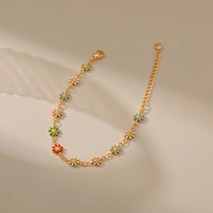 Hand-painted colorful daisy flower bracelet with 18K gold plated chain and lobster clasp