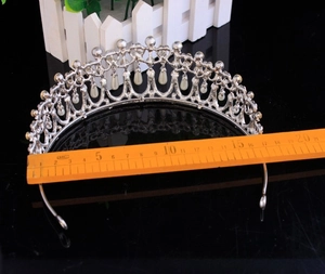 Corona da sposa barocca in lega d'argento con perle e strass, diametro di 14,5 cm