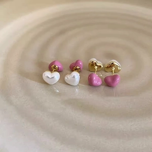 Double-sided heart pearl stud earrings in pearlescent white and pink purple colors