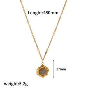 Detailed view of tiger eye stone pendant with measurements 17mm and 480mm chain length