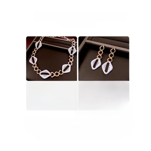 Detail specifications of vintage geometric jewelry set with necklace and earrings size info