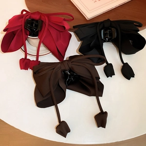 Pinces à cheveux vintage en tissu avec nœuds et pompons tulipes rouges et noirs