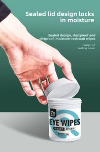 Detail showing the sealing cover design of 150pcs pet eye cleaning wipes bottle