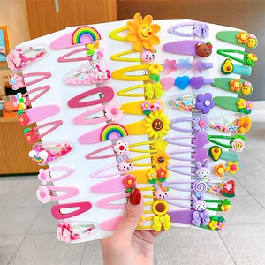 Colorful candy-colored cartoon hair clip set for girls with rainbow and animal motifs