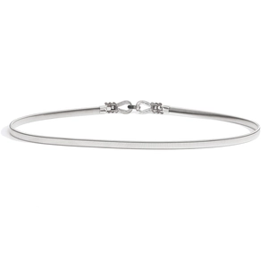 Detail of silver elastic metal chain belt showing woven spring texture and clasp