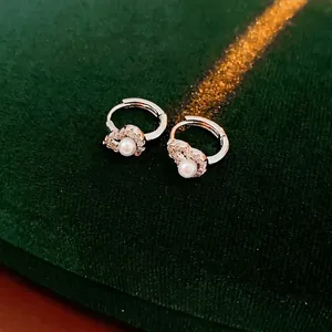 Elegant Hollow Gourd Heart Hoop Earrings With Shiny Zircon Inlaid Faux Artificial Pearl And Silver Earring Post For Women Fashion