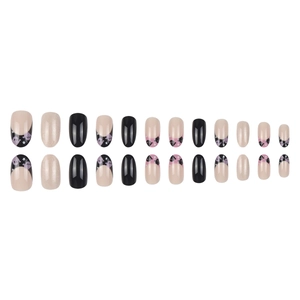 Kit de faux ongles Halloween fantôme et étoiles ovales en noir et champagne scintillant