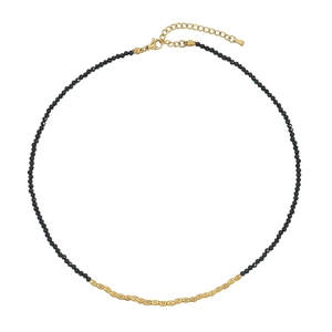 Collier bohème en spinelle noire avec pierres ovales dorées et fermoir mousqueton réglable