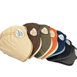 Retro cotton beret newsboy caps in various colors including khaki, navy and black